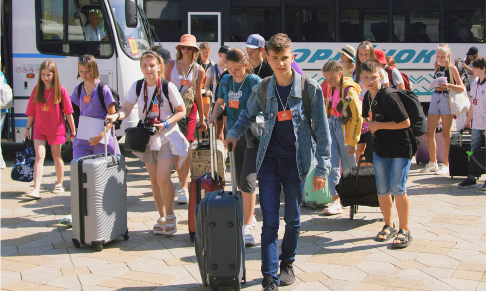 Доставка детей в летние лагеря Организация доставки детей в летние лагеря